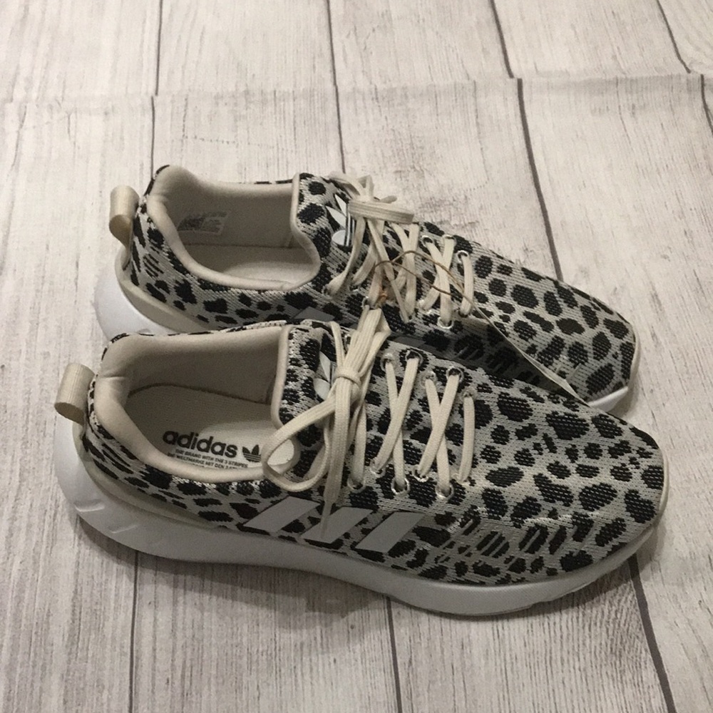 Adidas Swift Run 22.  Size 6.5– NEW without box - Picture 6 of 7